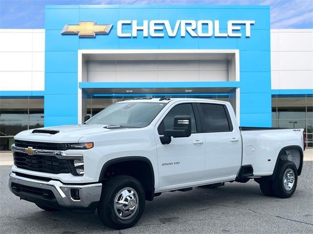 new 2026 Chevrolet Silverado 3500 car, priced at $77,904