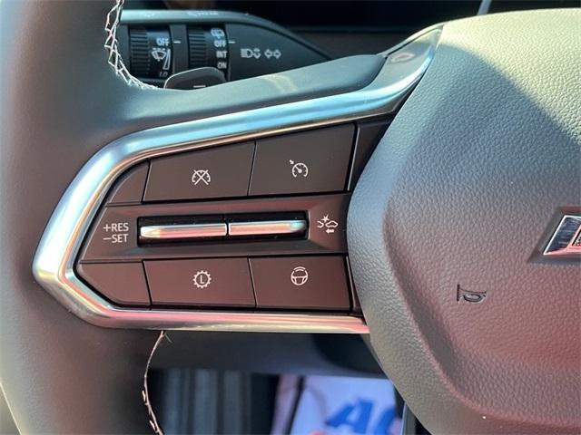 new 2026 Chevrolet Traverse car, priced at $55,995