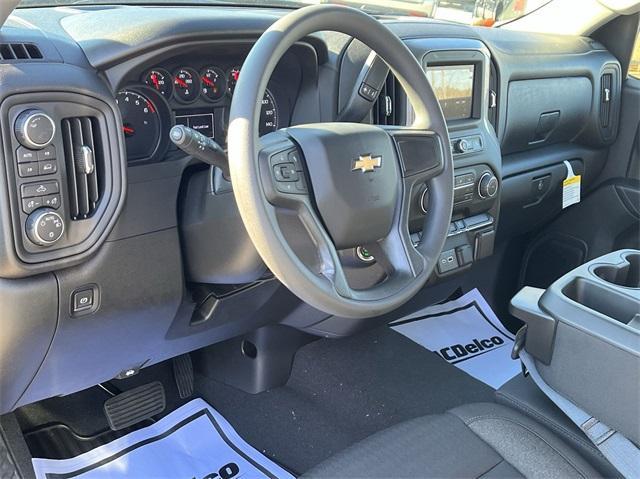 new 2024 Chevrolet Silverado 1500 car, priced at $50,690