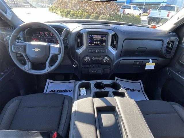 new 2024 Chevrolet Silverado 1500 car, priced at $50,690