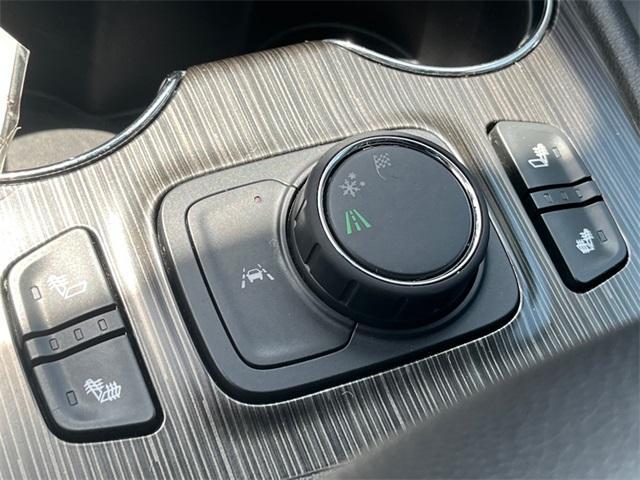 used 2023 GMC Acadia car, priced at $26,983