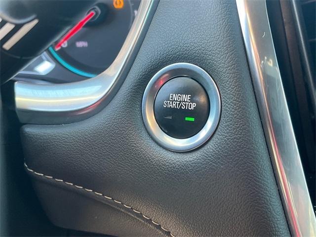 used 2022 Chevrolet Traverse car, priced at $28,568