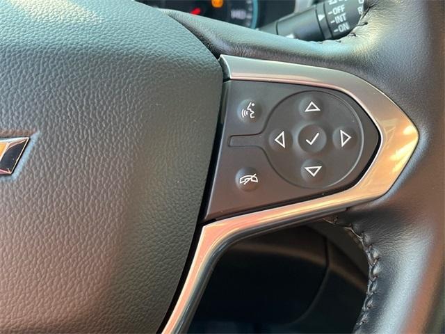 used 2022 Chevrolet Traverse car, priced at $28,568