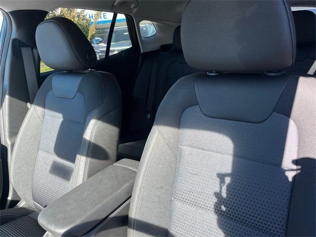 new 2025 Chevrolet Trax car, priced at $25,485
