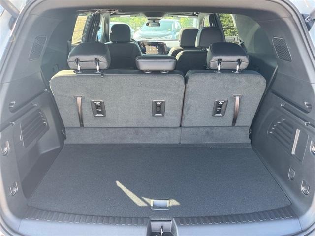 new 2025 Chevrolet Traverse car, priced at $52,429