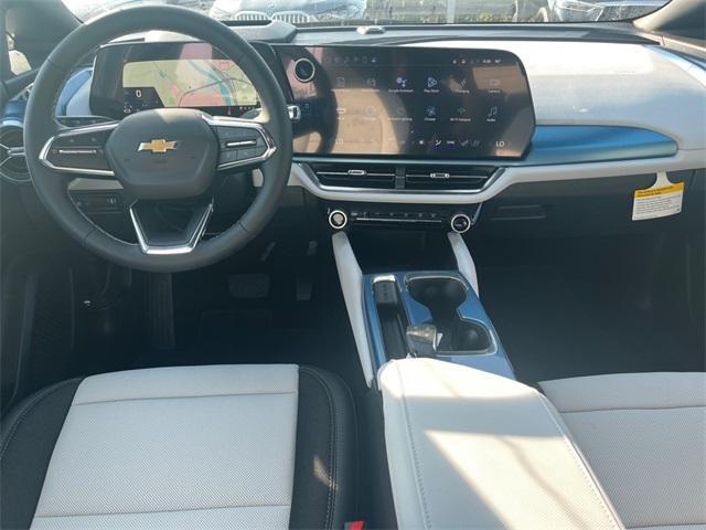 new 2025 Chevrolet Equinox EV car, priced at $43,890