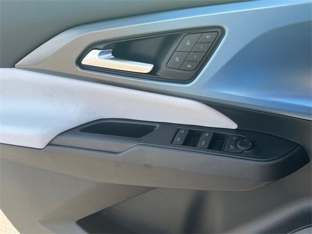 new 2025 Chevrolet Equinox EV car, priced at $43,890