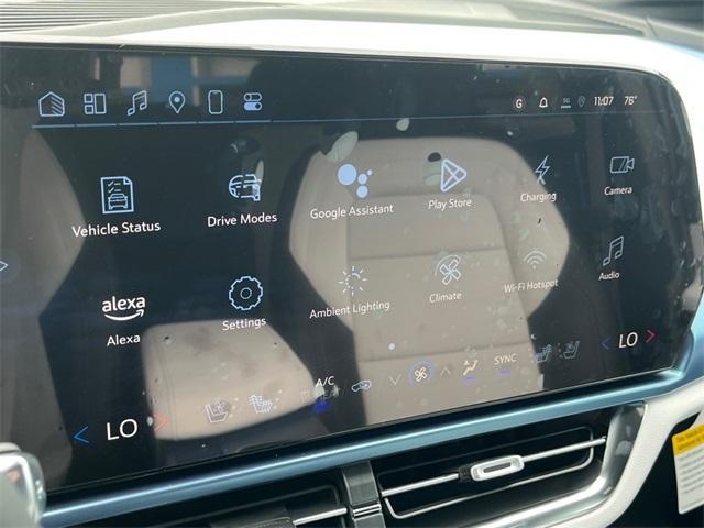 new 2025 Chevrolet Equinox EV car, priced at $43,890