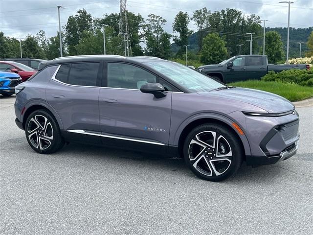new 2025 Chevrolet Equinox EV car, priced at $43,890