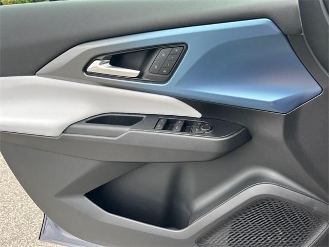 new 2025 Chevrolet Equinox EV car, priced at $43,890