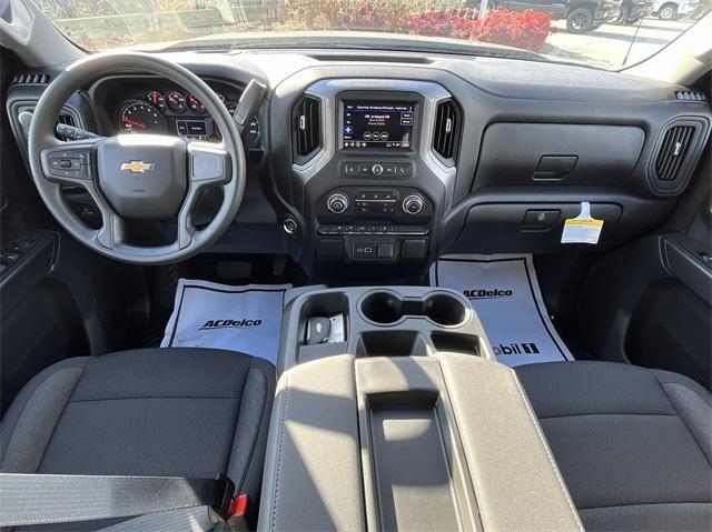 new 2024 Chevrolet Silverado 1500 car, priced at $46,190
