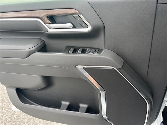 new 2026 Chevrolet Silverado 3500 car, priced at $77,404