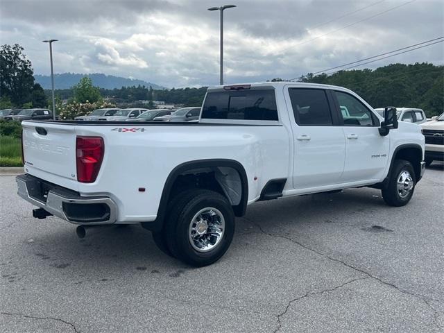 new 2026 Chevrolet Silverado 3500 car, priced at $77,404