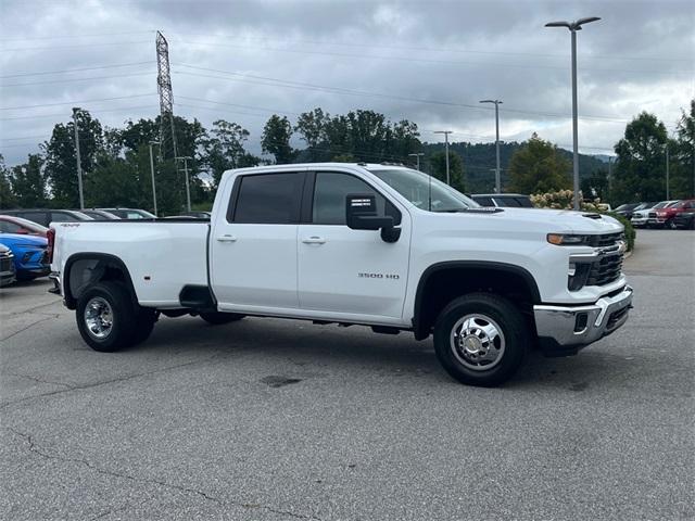new 2026 Chevrolet Silverado 3500 car, priced at $77,404