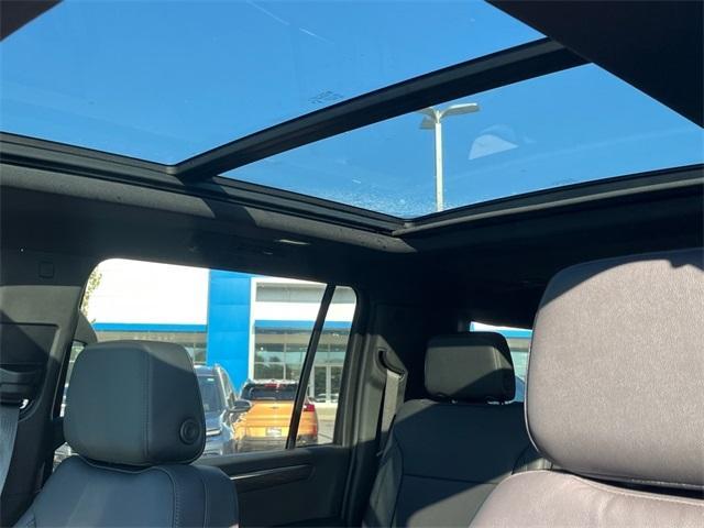 new 2025 Chevrolet Suburban car, priced at $77,884