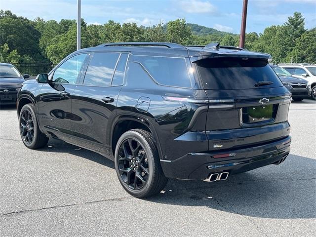 used 2024 Chevrolet Traverse car, priced at $55,303