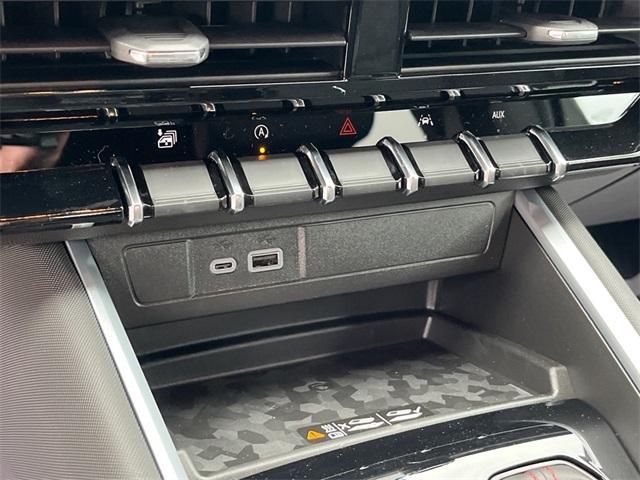 new 2025 Chevrolet Colorado car, priced at $47,594