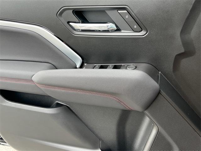 new 2025 Chevrolet Colorado car, priced at $47,594