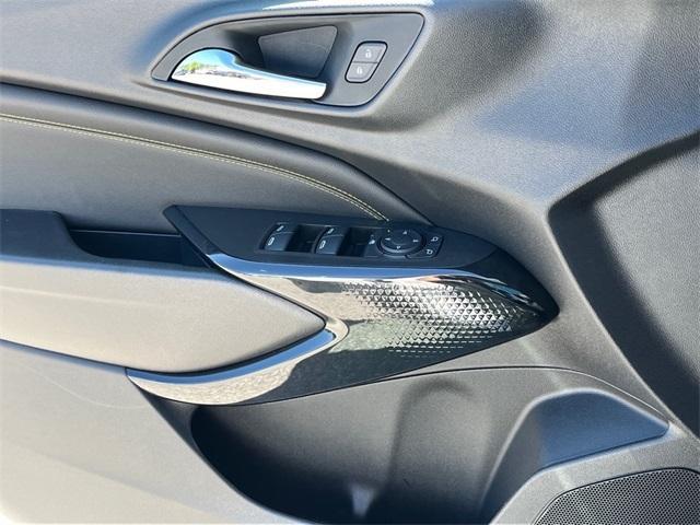 new 2025 Chevrolet Trax car, priced at $26,690