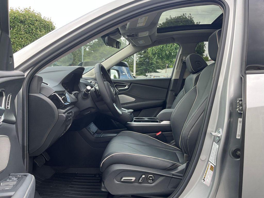 new 2025 Acura RDX car, priced at $53,800