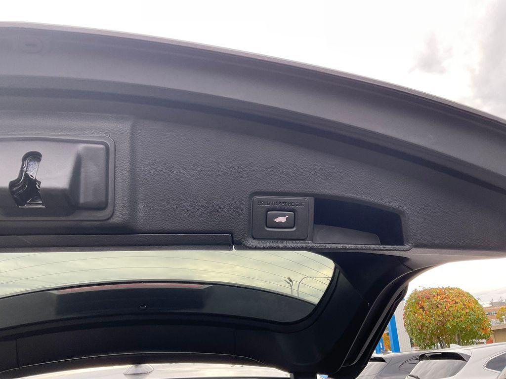 used 2021 Acura RDX car, priced at $28,173