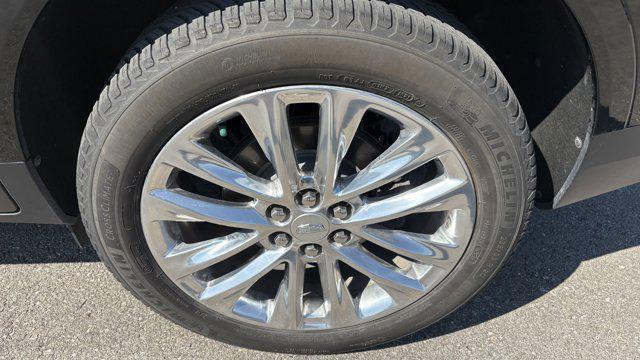 used 2019 Cadillac XT5 car, priced at $18,544