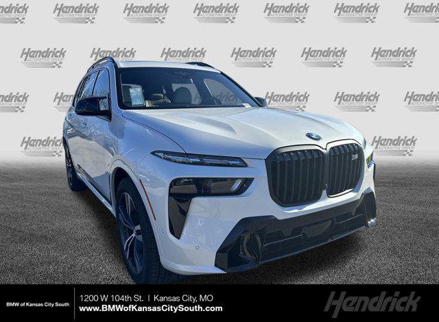 new 2025 BMW X7 car, priced at $122,505