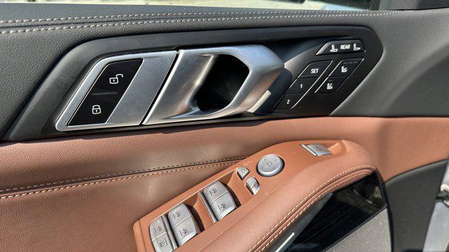 used 2025 BMW X7 car, priced at $98,489