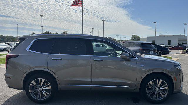 used 2022 Cadillac XT6 car, priced at $33,856