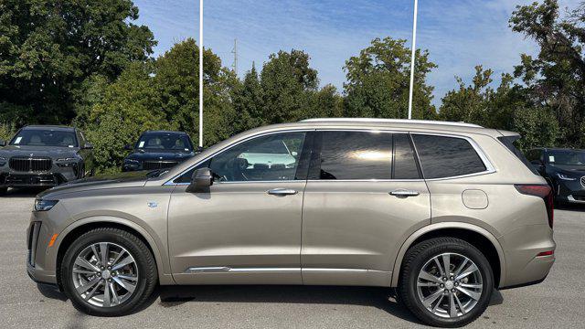 used 2022 Cadillac XT6 car, priced at $33,856
