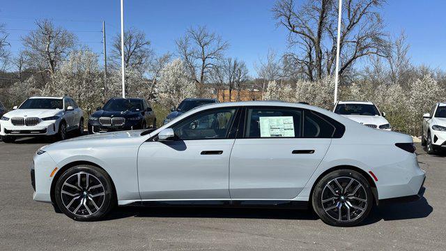 new 2024 BMW 760 car, priced at $127,570