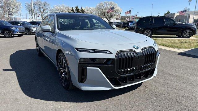 new 2024 BMW 760 car, priced at $127,570