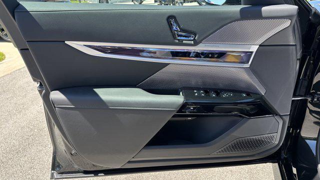 new 2025 BMW i7 car, priced at $113,980