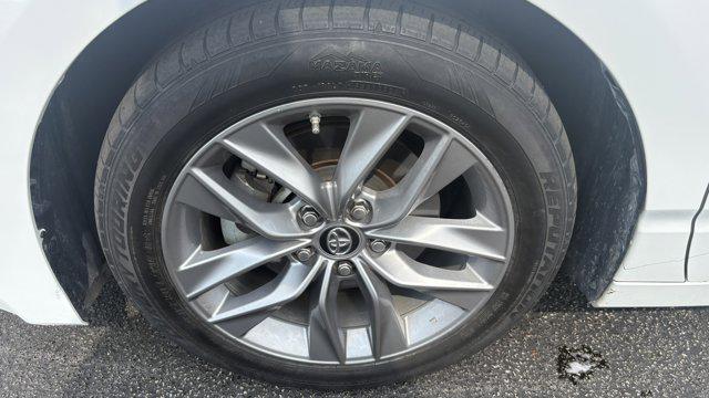 used 2019 Toyota Avalon Hybrid car, priced at $22,968