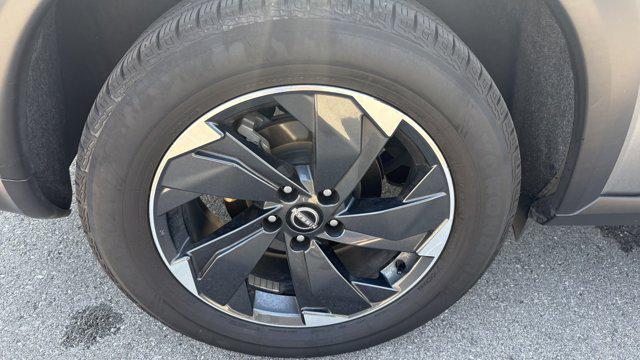 used 2024 Nissan Rogue car, priced at $25,128