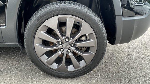 used 2021 Jeep Cherokee car, priced at $22,988