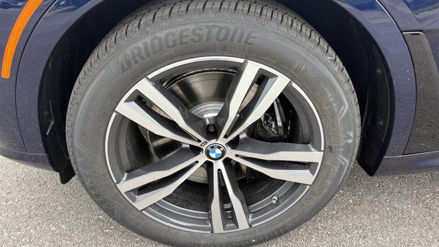 new 2026 BMW X7 car, priced at $127,135