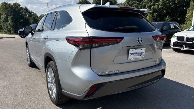 used 2021 Toyota Highlander Hybrid car, priced at $37,541