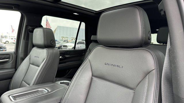 used 2023 GMC Yukon car, priced at $66,102