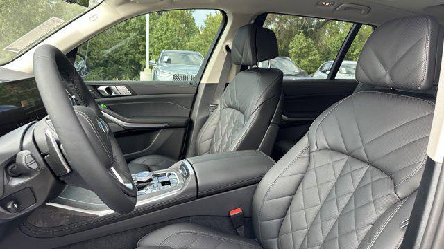 new 2026 BMW X7 car, priced at $96,255