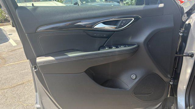 used 2021 Buick Envision car, priced at $24,588
