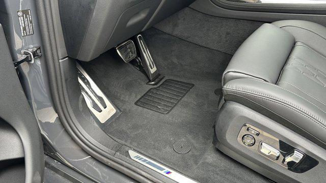 new 2026 BMW X7 car, priced at $122,055