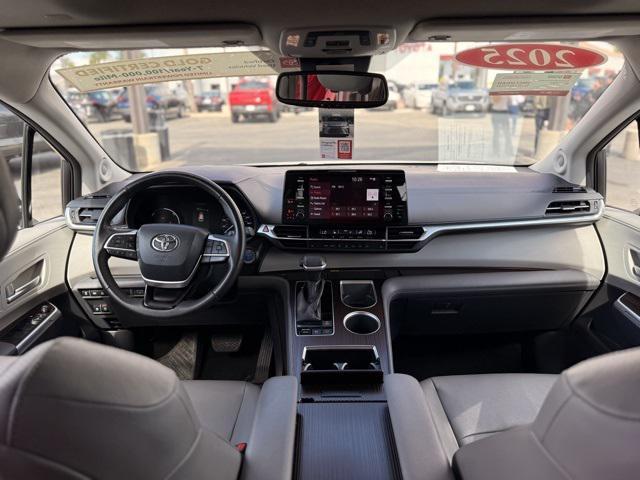 used 2023 Toyota Sienna car, priced at $38,299