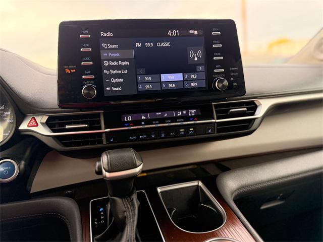 used 2023 Toyota Sienna car, priced at $36,819