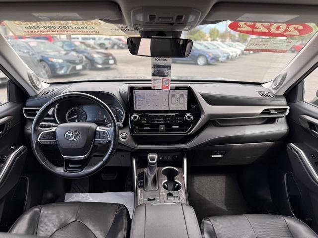 used 2022 Toyota Highlander car, priced at $40,645