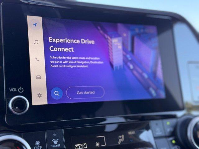 used 2023 Toyota Highlander car, priced at $30,998