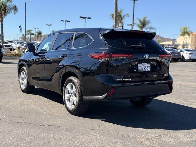 used 2023 Toyota Highlander car, priced at $30,998