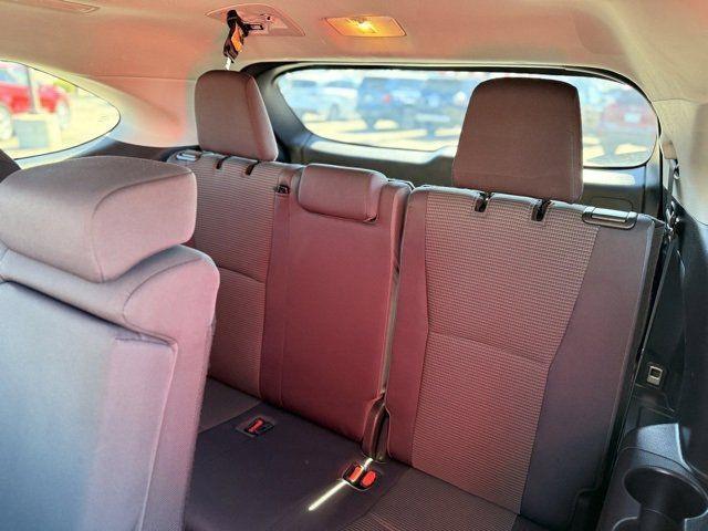 used 2023 Toyota Highlander car, priced at $30,998