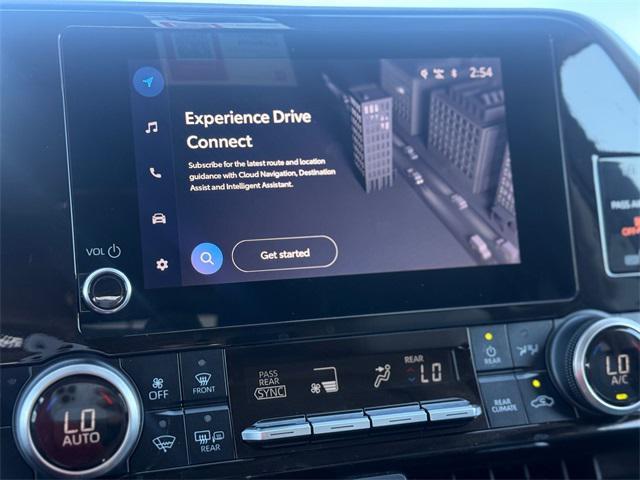 used 2024 Toyota Highlander car, priced at $40,481