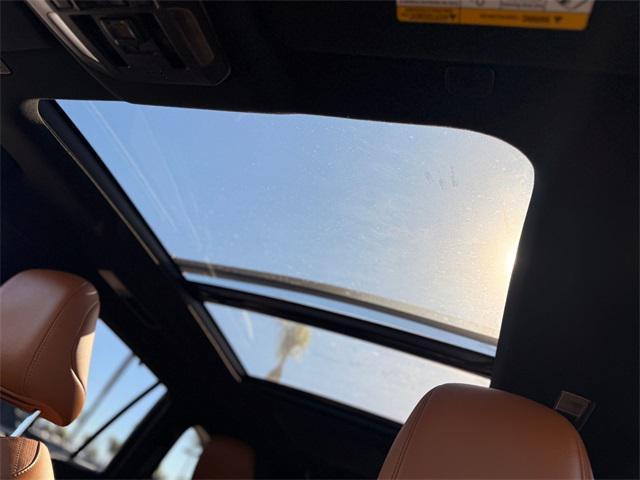 used 2023 Toyota Highlander car, priced at $39,994